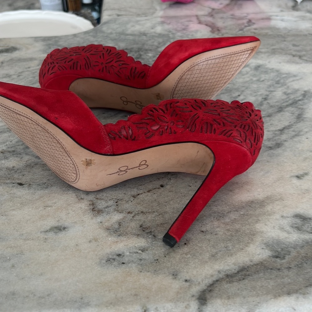 Jessica Simpson beautiful red suede heels - Picture 5 of 6
